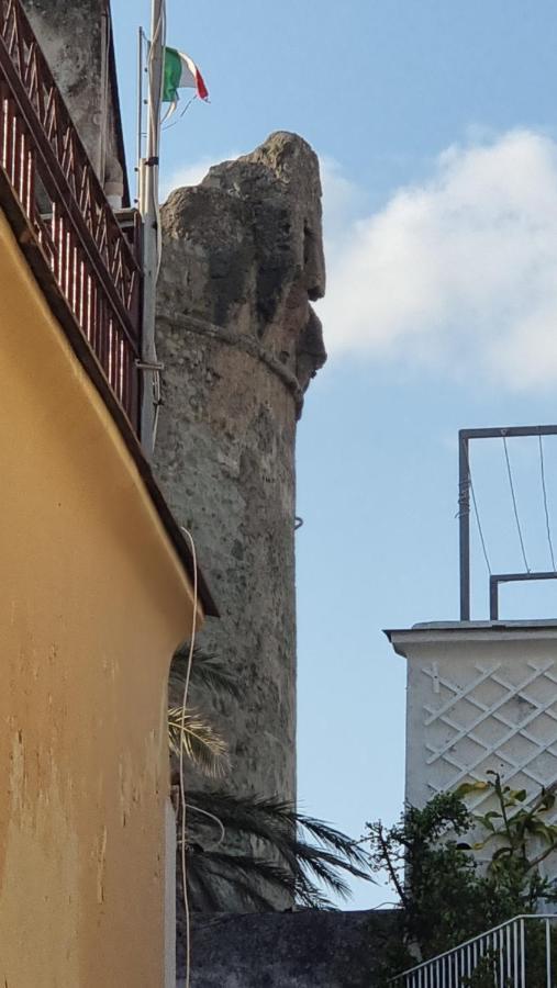 Appartamenti Su Piazza Matteotti Forio Centralissimi Exteriör bild